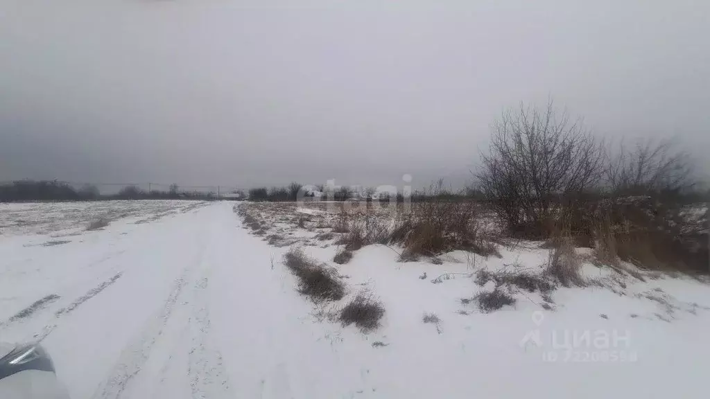 Участок в Белгородская область, Старооскольский городской округ, с. ... - Фото 0