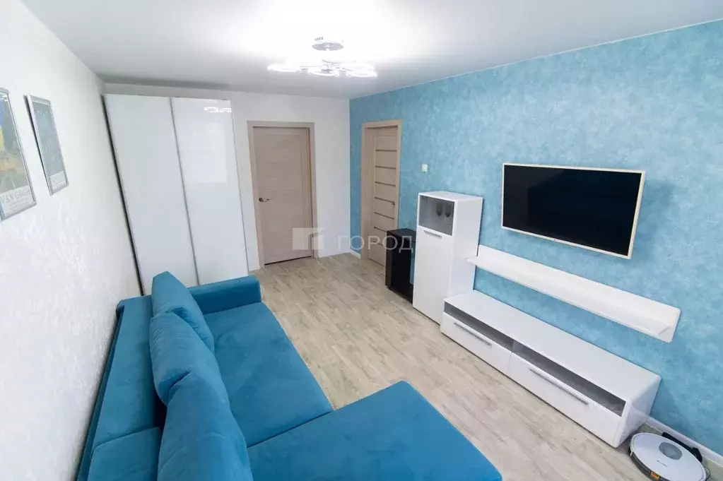 3-к кв. Алтайский край, Барнаул ул. Антона Петрова, 260 (60.5 м) - Фото 1