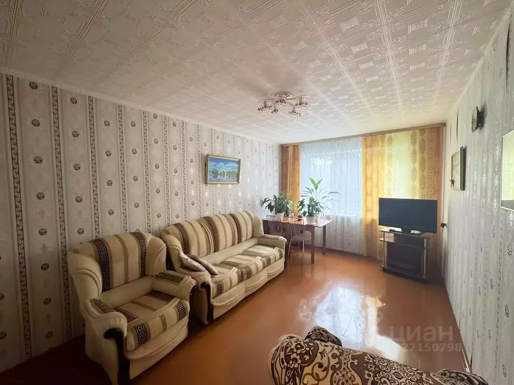 3-к кв. Коми, Сыктывкар Строитель мкр, ул. Новоселов, 1 (62.2 м) - Фото 1