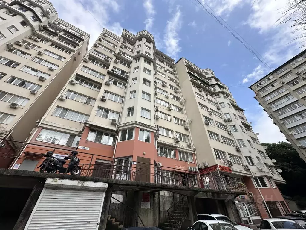 3-к кв. Краснодарский край, Сочи Гагарина мкр, ул. Красноармейская, 9Б ... - Фото 0