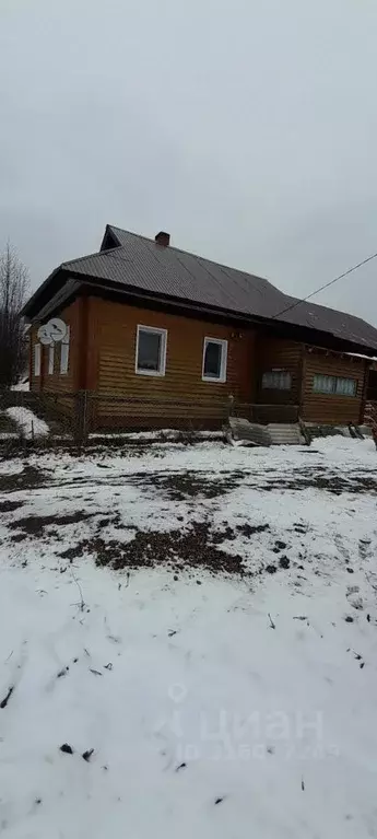 Дом в Пермский край, Чусовской городской округ, пос. Комарихинский ул. ... - Фото 0