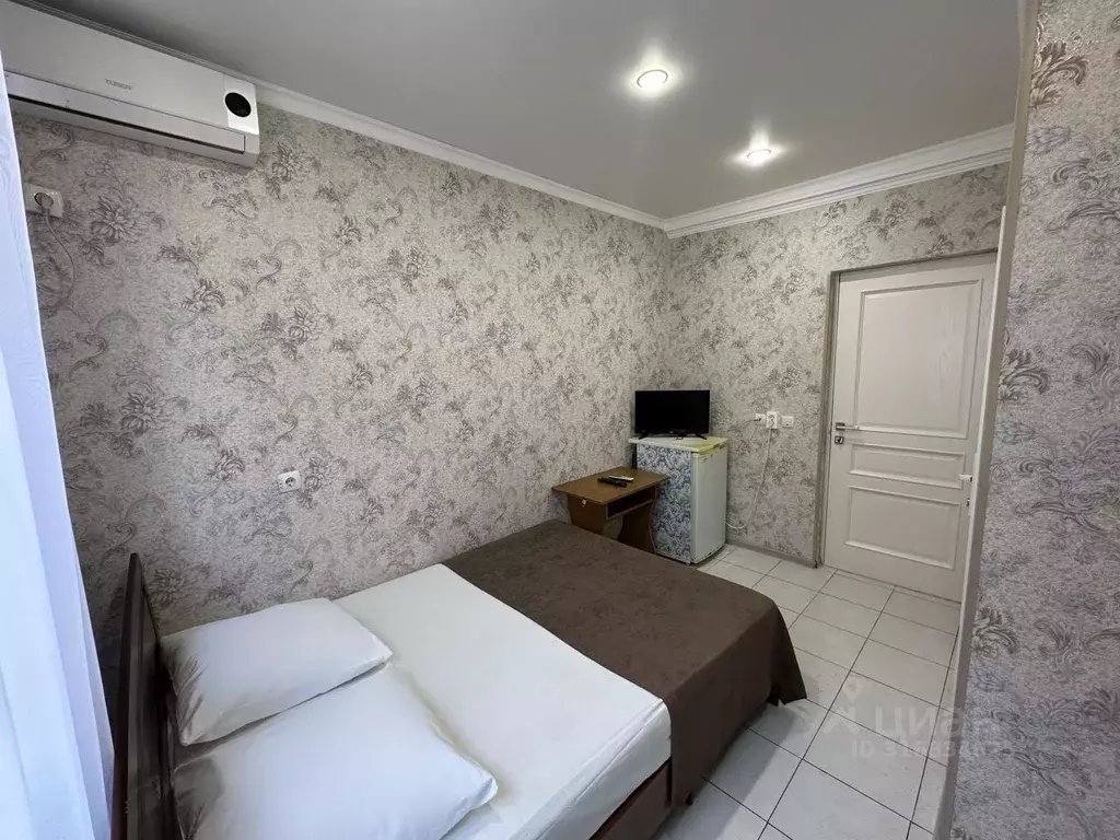 Комната Краснодарский край, Сочи ул. Ленина, 102 (12.0 м) - Фото 0
