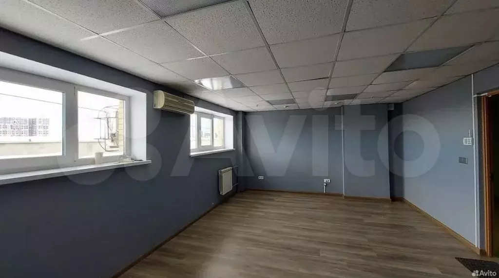Продаю офис в белом слоне 25,7 кв С арендатором - Фото 1
