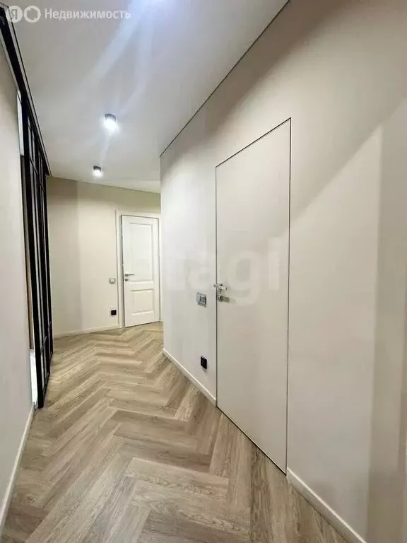 2-комнатная квартира: Улан-Удэ, микрорайон 140Б, 4 (82 м) - Фото 2