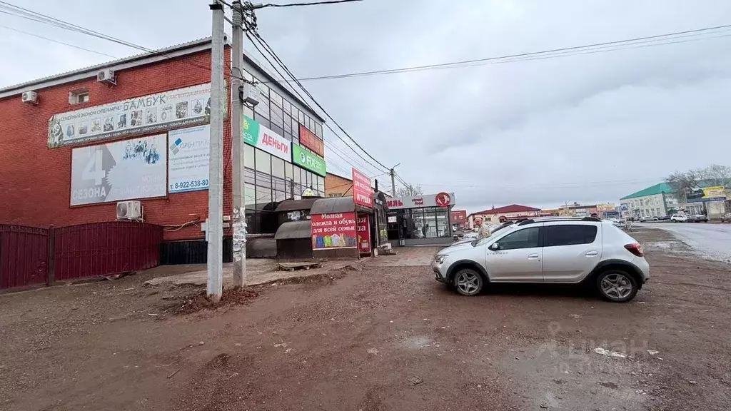 Торговая площадь в Оренбургская область, пос. Саракташ ул. Ленина, 22 ... - Фото 2