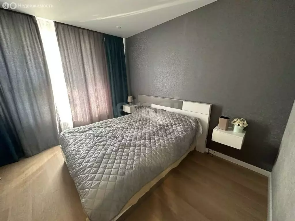 2-комнатная квартира: село Новая Тура, Дорожная улица, 9 (50 м) - Фото 1