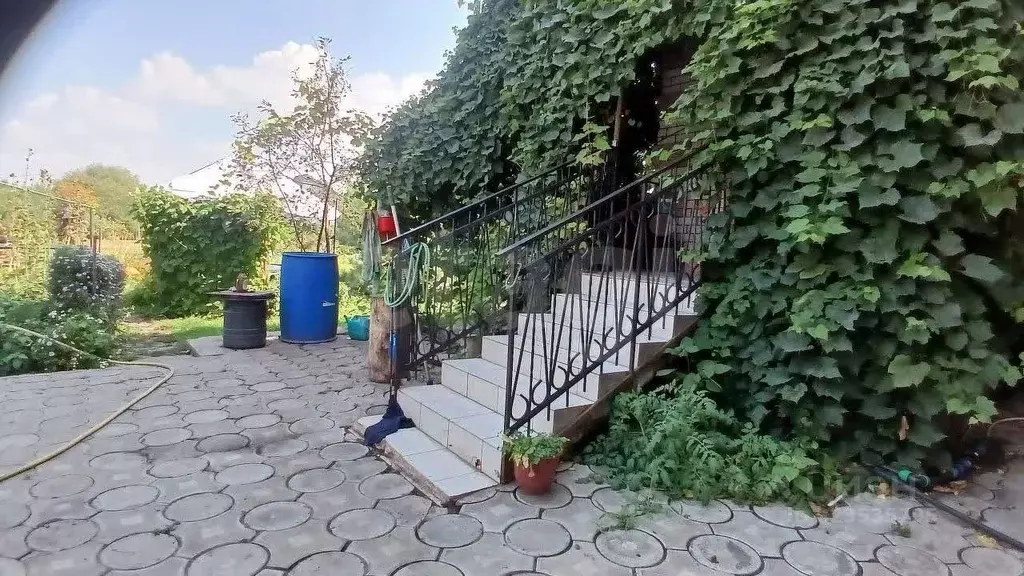 Дом в Саратовская область, Энгельсский район, Красноярское ... - Фото 1