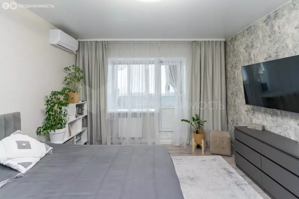 2-комнатная квартира: Тюмень, Широтная улица, 209 (62.4 м) - Фото 1
