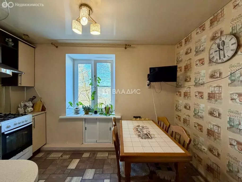 3-комнатная квартира: деревня Новые Батеки, Молодёжная улица, 3 (69 м) - Фото 2