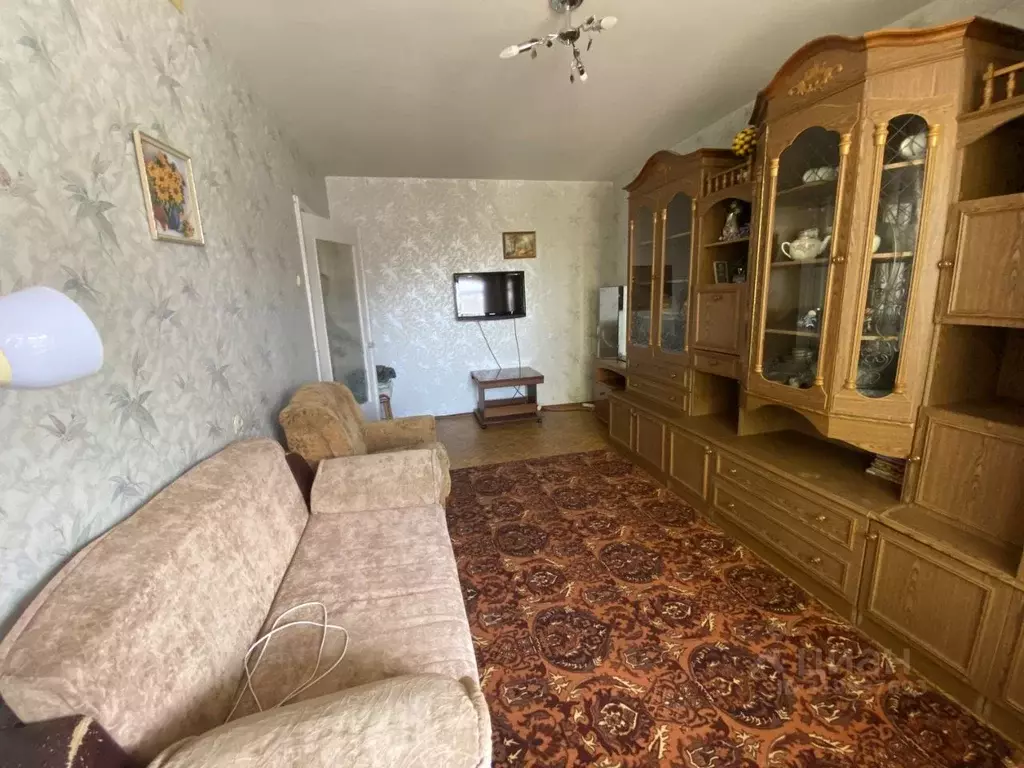 2-к кв. Курская область, Курск просп. Дружбы, 9 (46.0 м) - Фото 0