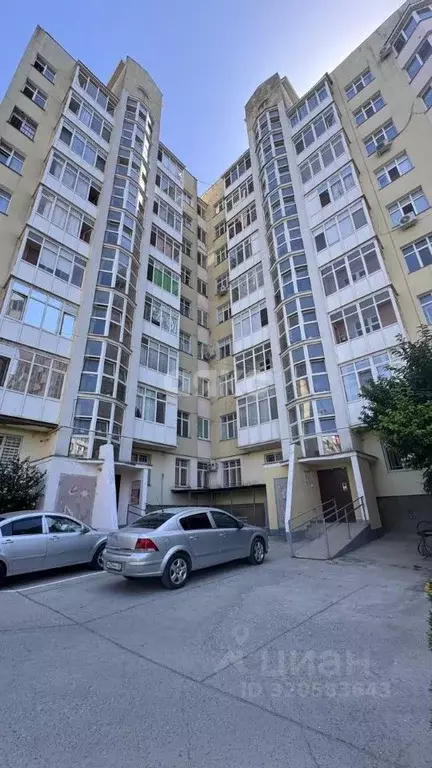 3-к кв. Крым, Симферополь ул. Кантар, 3 (86.0 м) - Фото 0