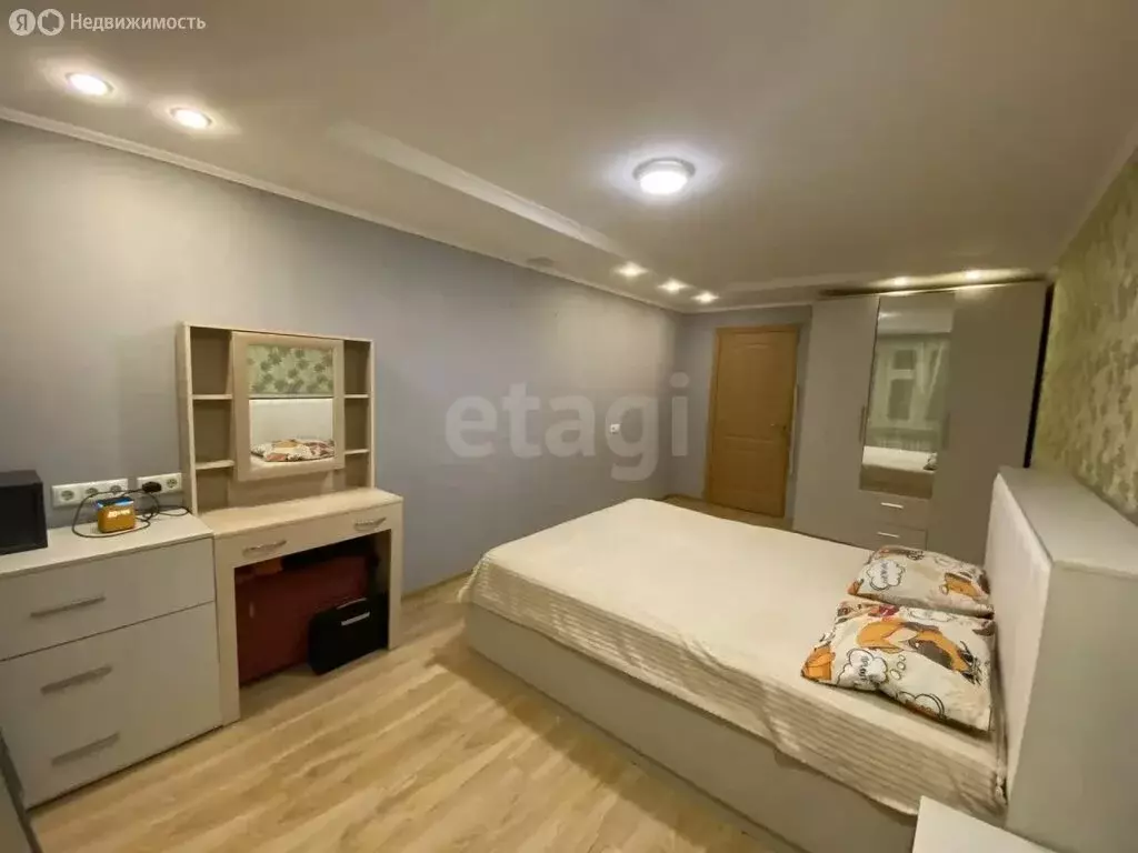 3-комнатная квартира: Казань, улица Челюскина, 42 (71.4 м) - Фото 2