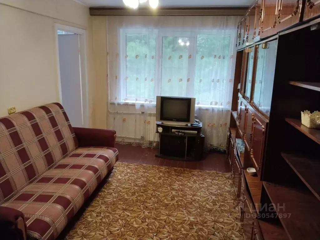 3-к кв. Калужская область, Боровск пос. Институт, 3 (50.0 м) - Фото 1