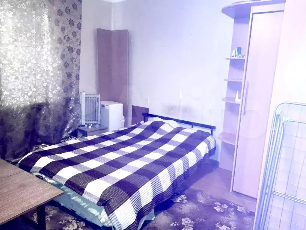 Комната 20 м в 3-к., 1/3 эт. - Фото 0