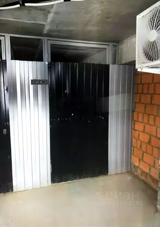Гараж в Московская область, Ленинский городской округ, д. Сапроново ... - Фото 0