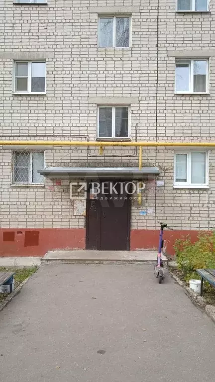 1-к. квартира, 30 м, 5/5 эт. - Фото 0