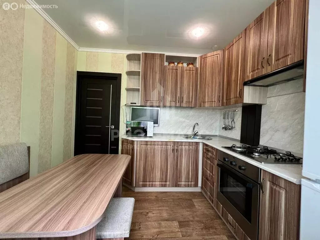 2-комнатная квартира: Брянск, улица Есенина, 28 (54.2 м) - Фото 1