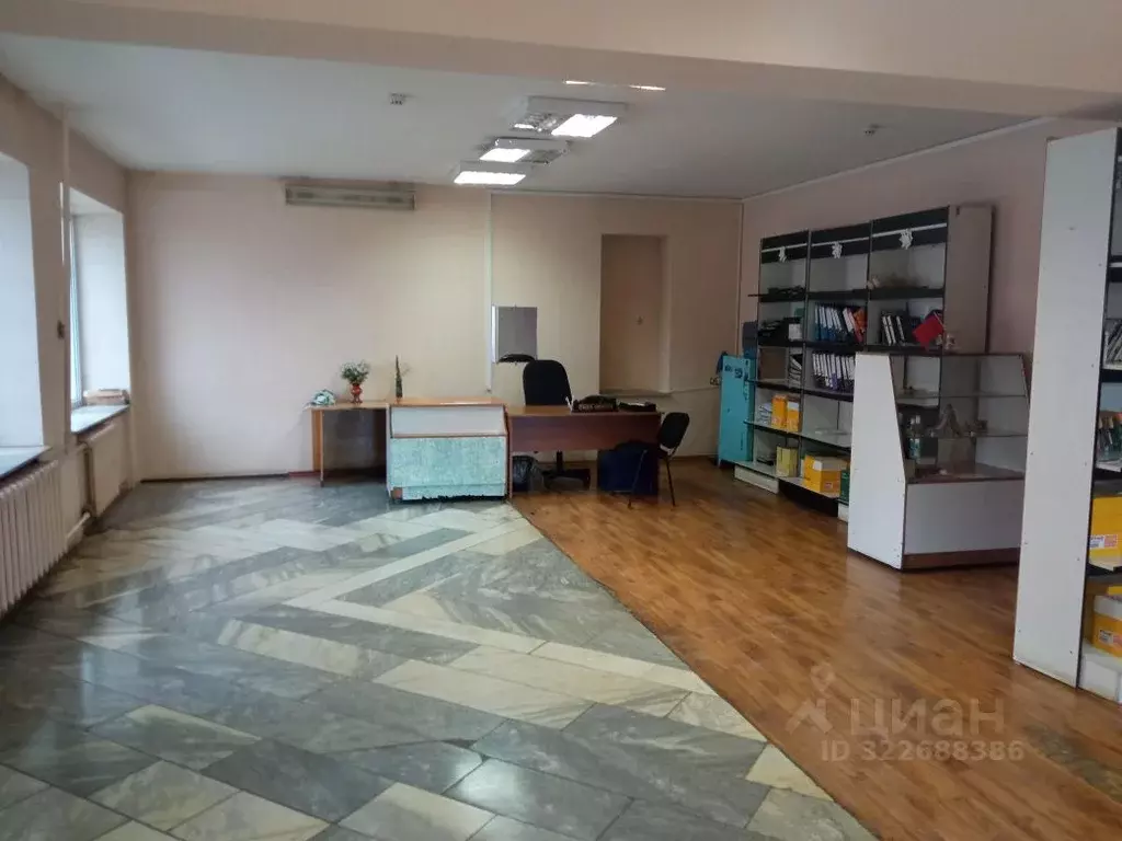 Помещение свободного назначения в Удмуртия, Ижевск Революционная ул., ... - Фото 2