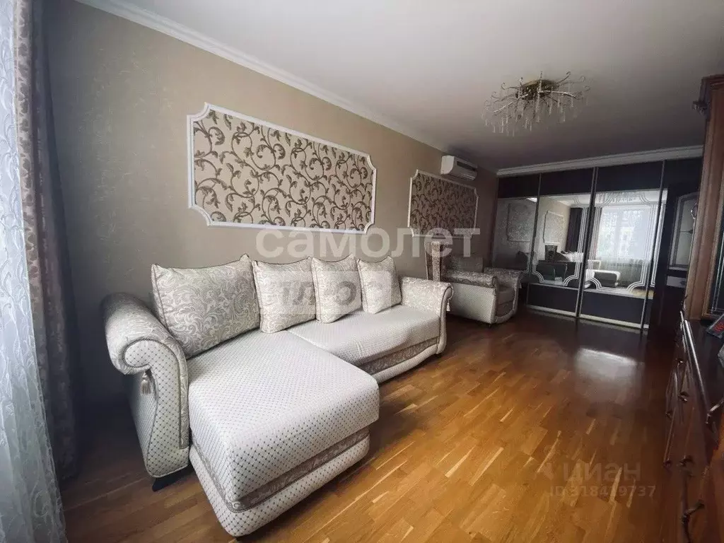 1-к кв. Курская область, Курск Советская ул., 12 (51.1 м) - Фото 0