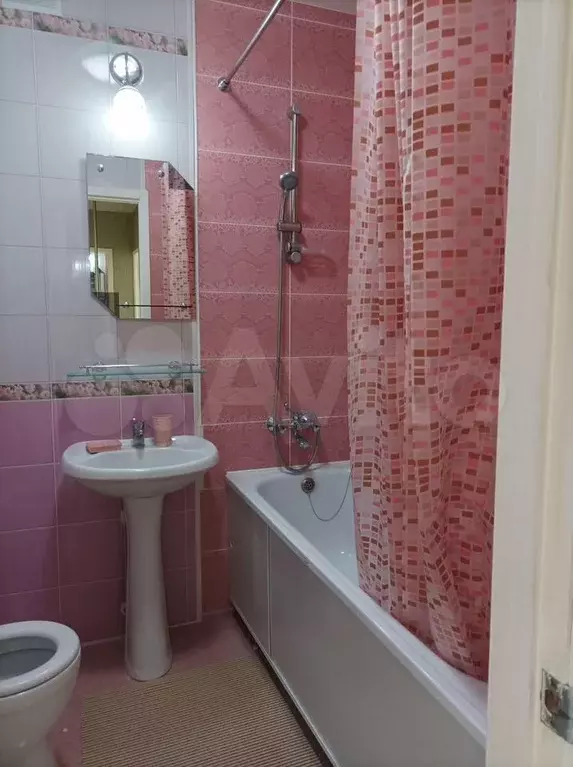 1-к. квартира, 42 м, 4/5 эт. - Фото 1