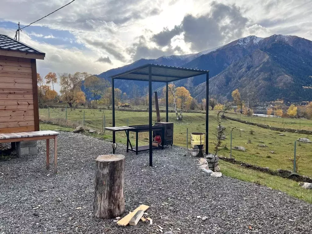 Дом в Карачаево-Черкесия, Теберда Карачаевский городской округ, ул. ... - Фото 2