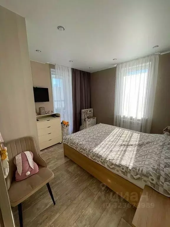 2-к кв. Омская область, Омск Взлетная ул., 15 (51.4 м) - Фото 0