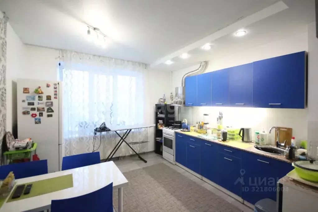 2-к кв. Ямало-Ненецкий АО, Новый Уренгой Восточный мкр, 3/2 (58.4 м) - Фото 1