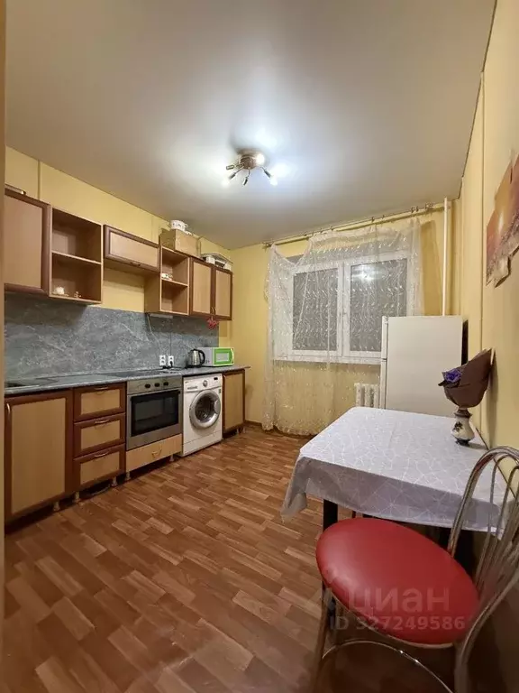 2-к кв. Тюменская область, Тюмень ул. Станислава Карнацевича, 4 (60.0 ... - Фото 1