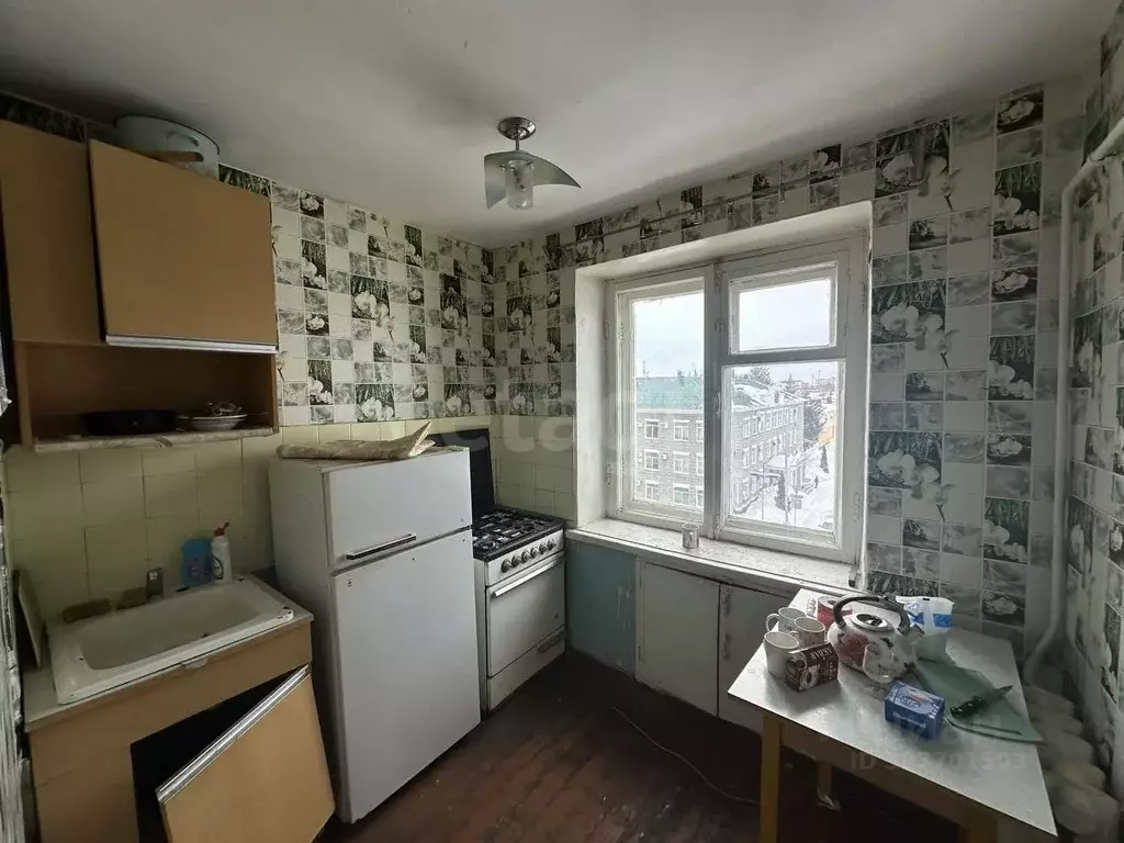 2-к кв. Башкортостан, Ишимбай ул. Губкина, 32 (45.5 м) - Фото 1