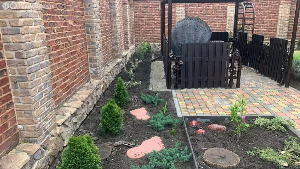 Дом в Краснодар, Аграрная улица (200 м) - Фото 1