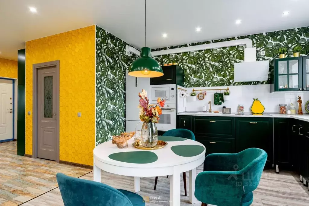 3-к кв. Ленинградская область, Мурино Всеволожский район, ул. ... - Фото 1