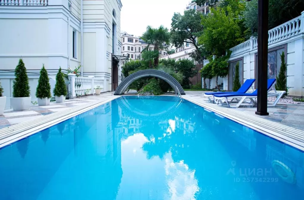 Дом в Крым, Ялта муниципальный округ, Ореанда пгт  (380 м) - Фото 1