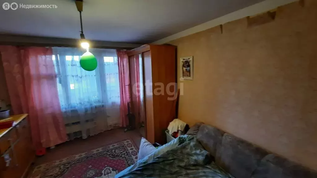 3-комнатная квартира: Верхняя Салда, улица Устинова, 23 (71.1 м) - Фото 1