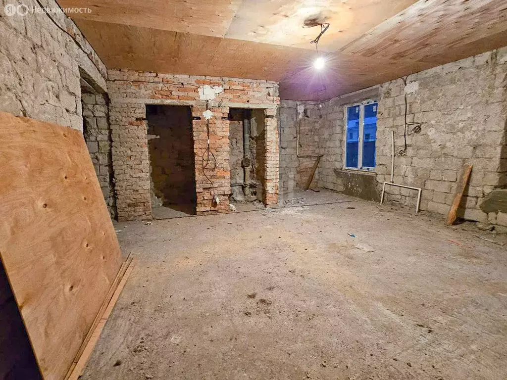2-комнатная квартира: Тырныауз, улица Отарова, 4 (45.6 м) - Фото 0