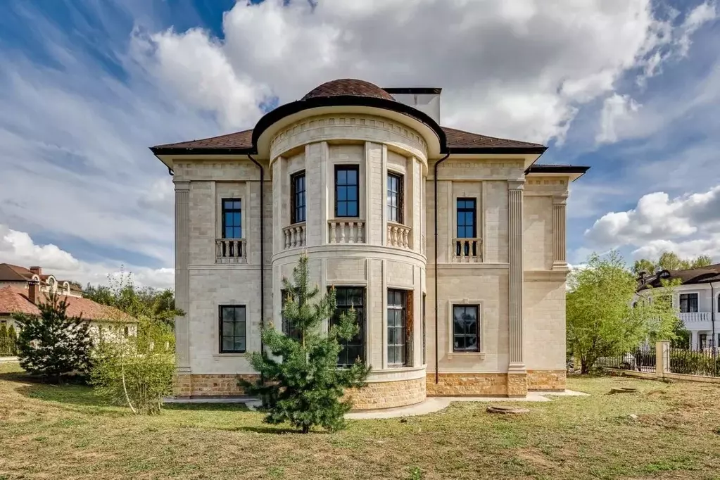 Дом в Москва д. Раево,  (372 м) - Фото 1