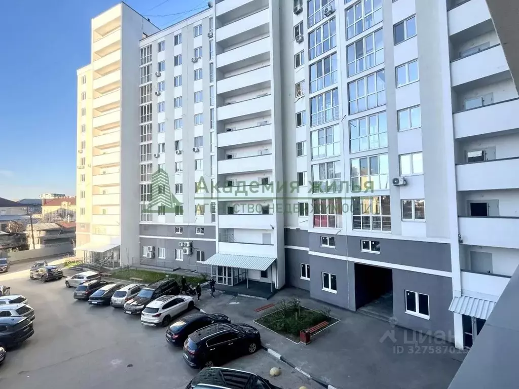 1-к кв. Саратовская область, Энгельс Театральная ул., 10А (58.2 м) - Фото 2