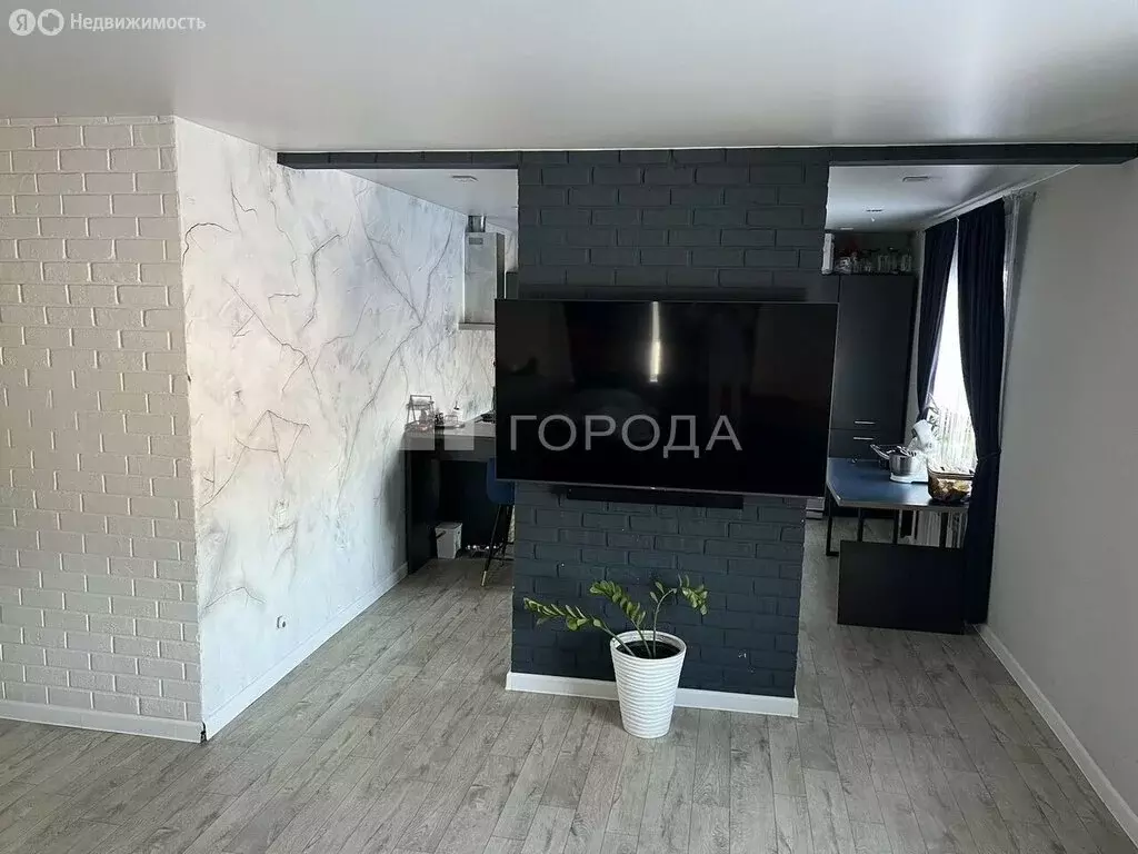 Дом в село Зудилово, Советская улица, 114 (80 м) - Фото 1