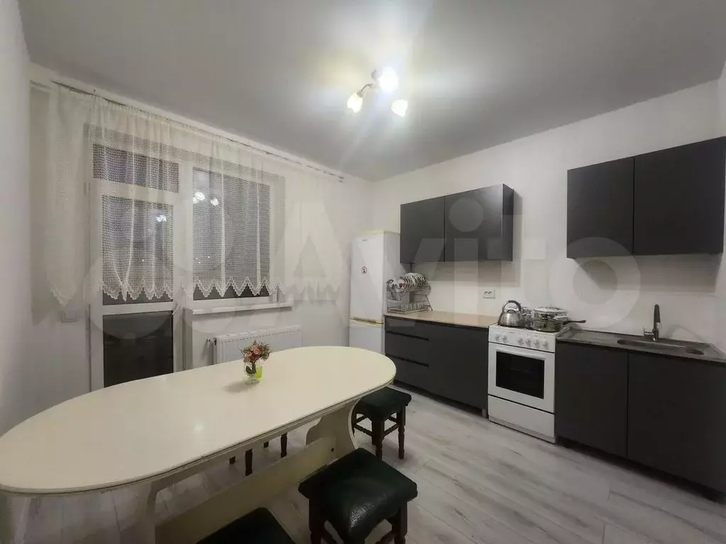 2-к. квартира, 50 м, 2/9 эт. - Фото 0