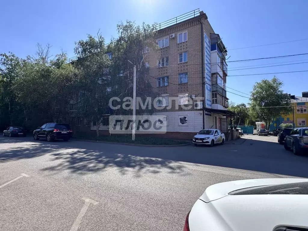 3-к кв. Оренбургская область, Бузулук ул. Пушкина, 8 (57.1 м) - Фото 0