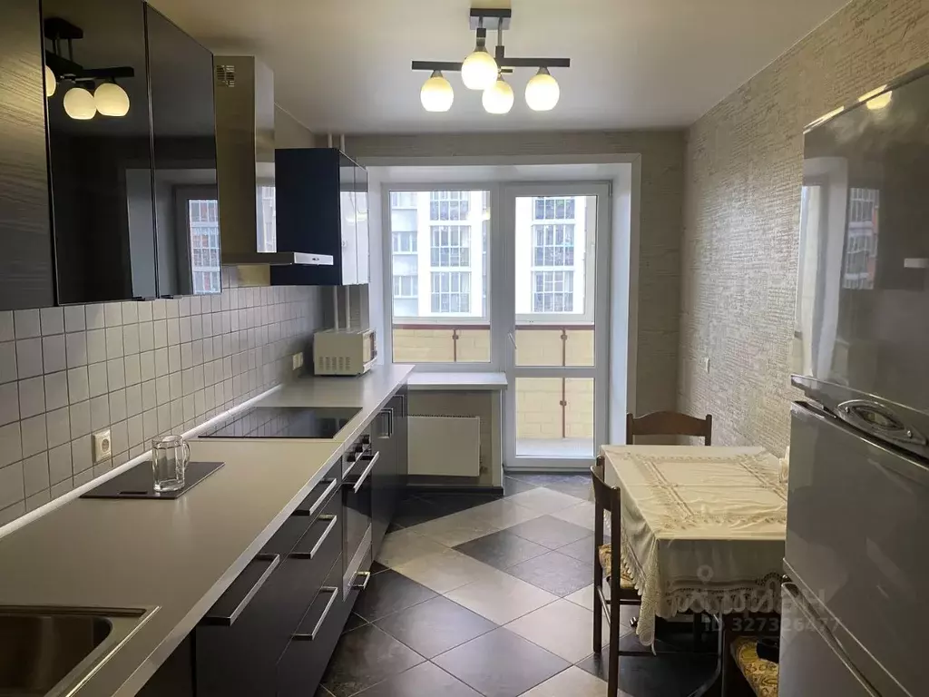 1-к кв. Свердловская область, Екатеринбург ул. Репина, 80 (42.7 м) - Фото 1