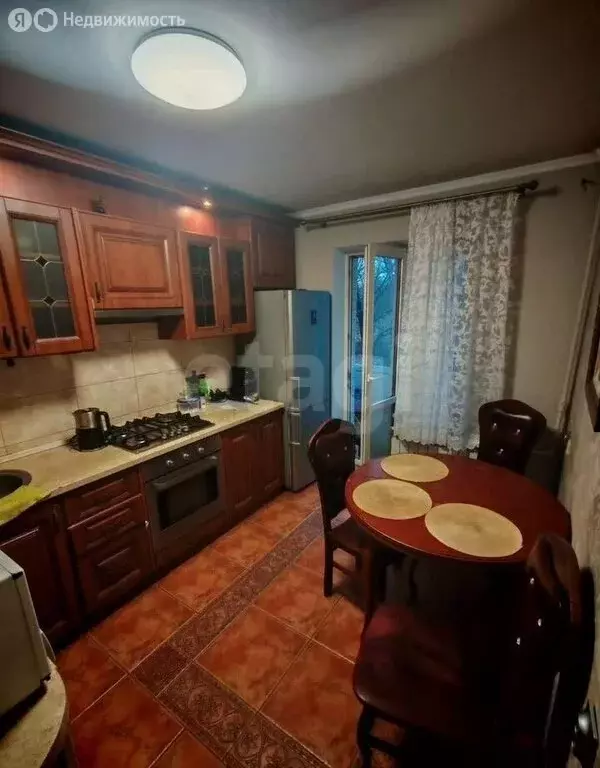3-комнатная квартира: Калининград, улица Сергеева, 21 (54 м) - Фото 1