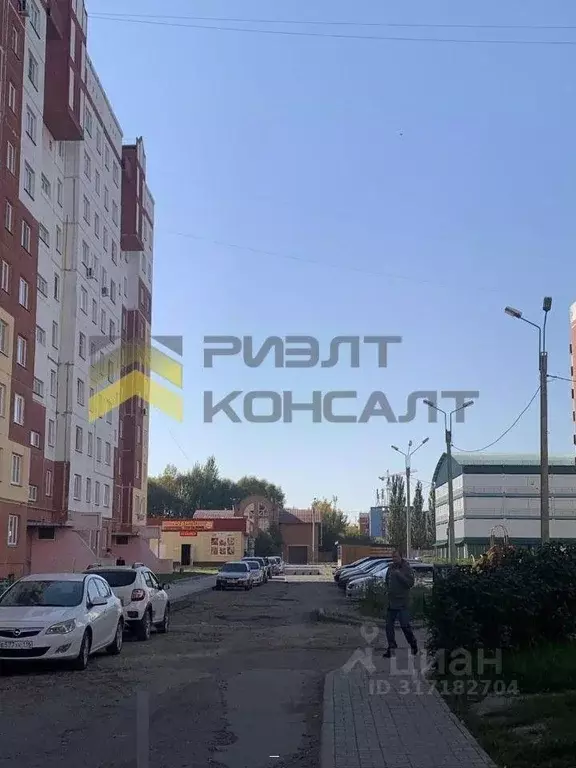 3-к кв. Омская область, Омск ул. Завертяева, 7к5 (62.3 м) - Фото 0