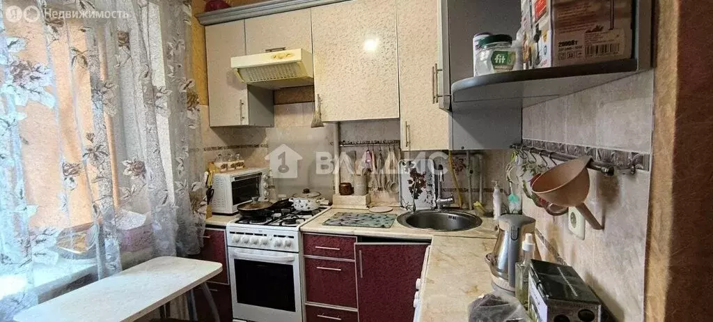 3-комнатная квартира: Белгород, улица 5 Августа, 20 (51 м) - Фото 2