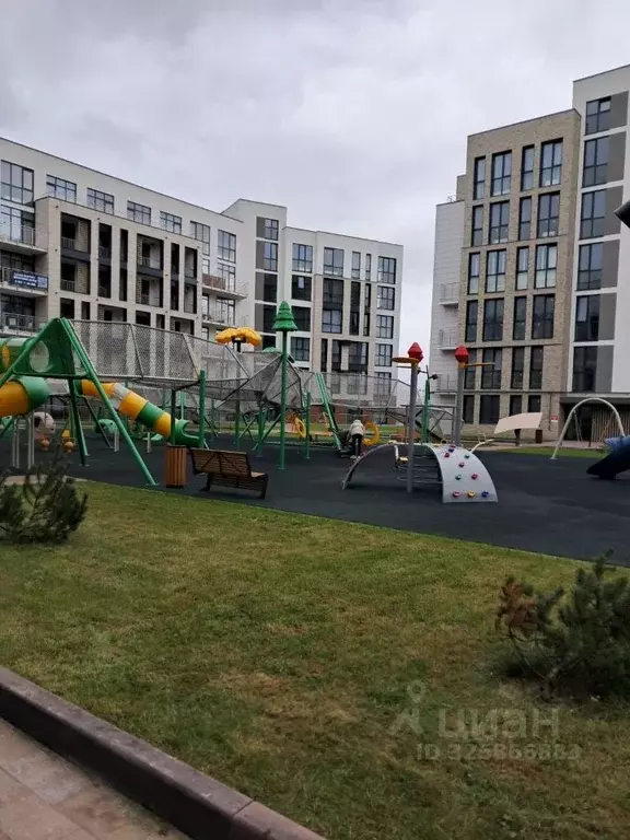 3-к кв. Калининградская область, Зеленоградск ул. Гагарина, 85к3 ... - Фото 1