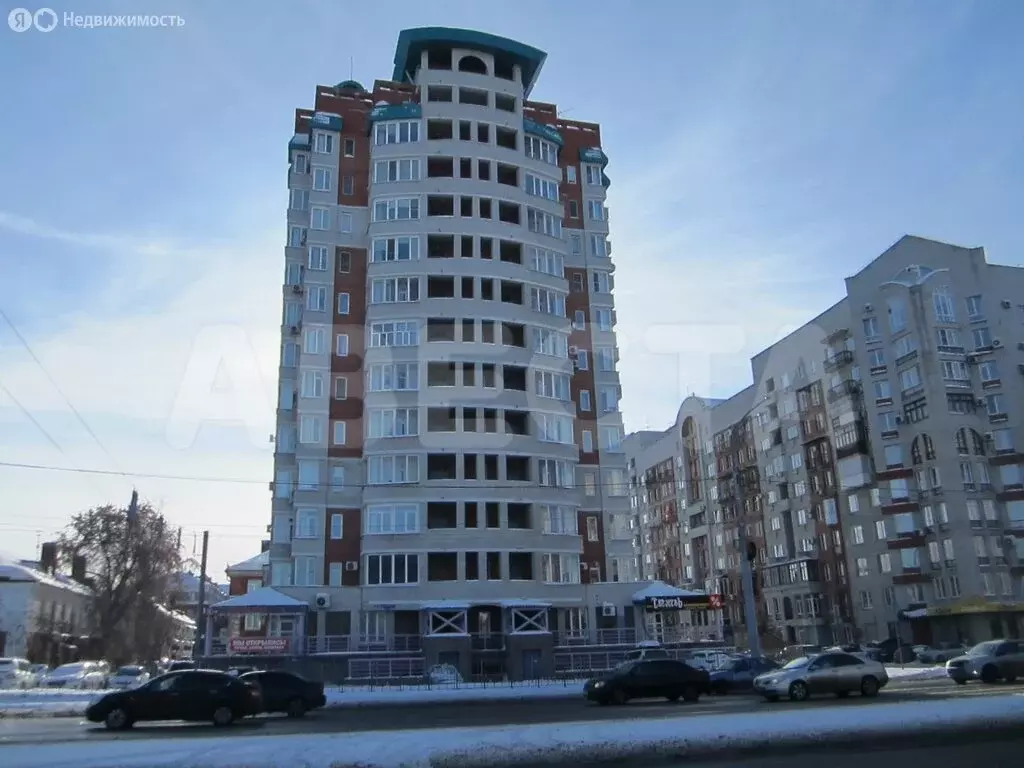 3-комнатная квартира: Омск, улица Масленникова, 82 (142.3 м) - Фото 1