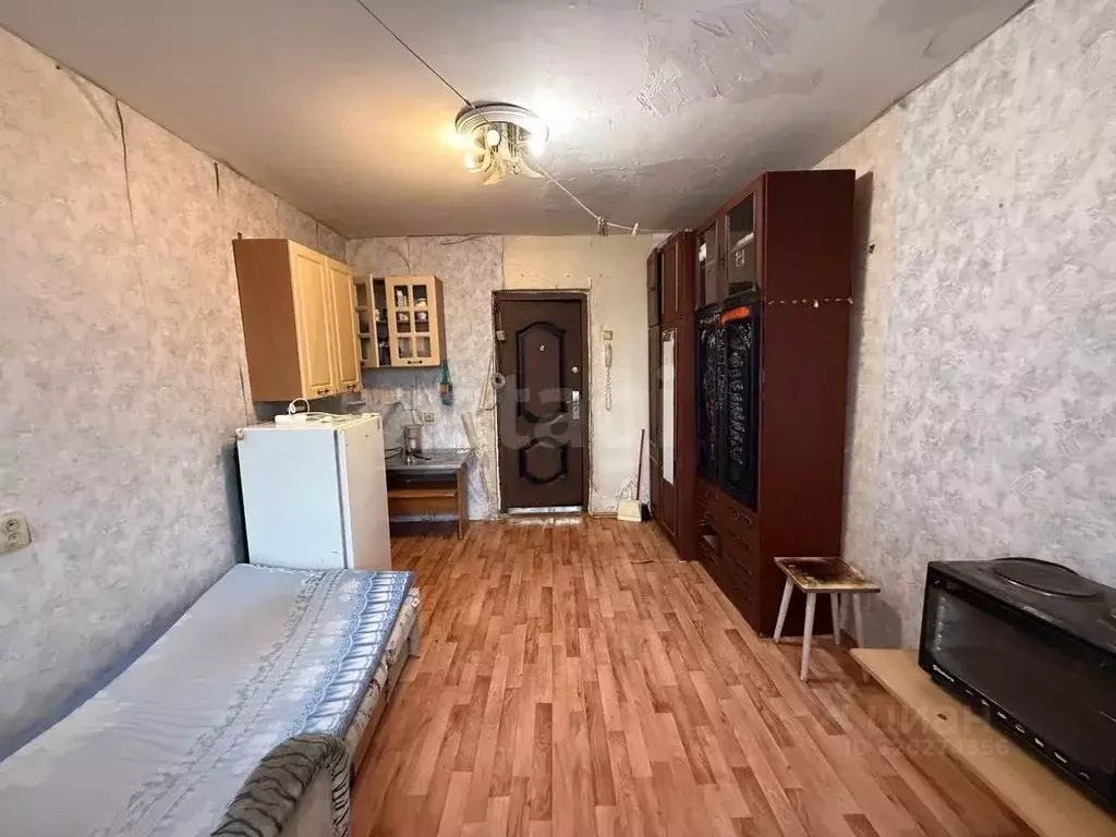 Комната Тюменская область, Тюмень ул. Республики, 216 (13.2 м) - Фото 1