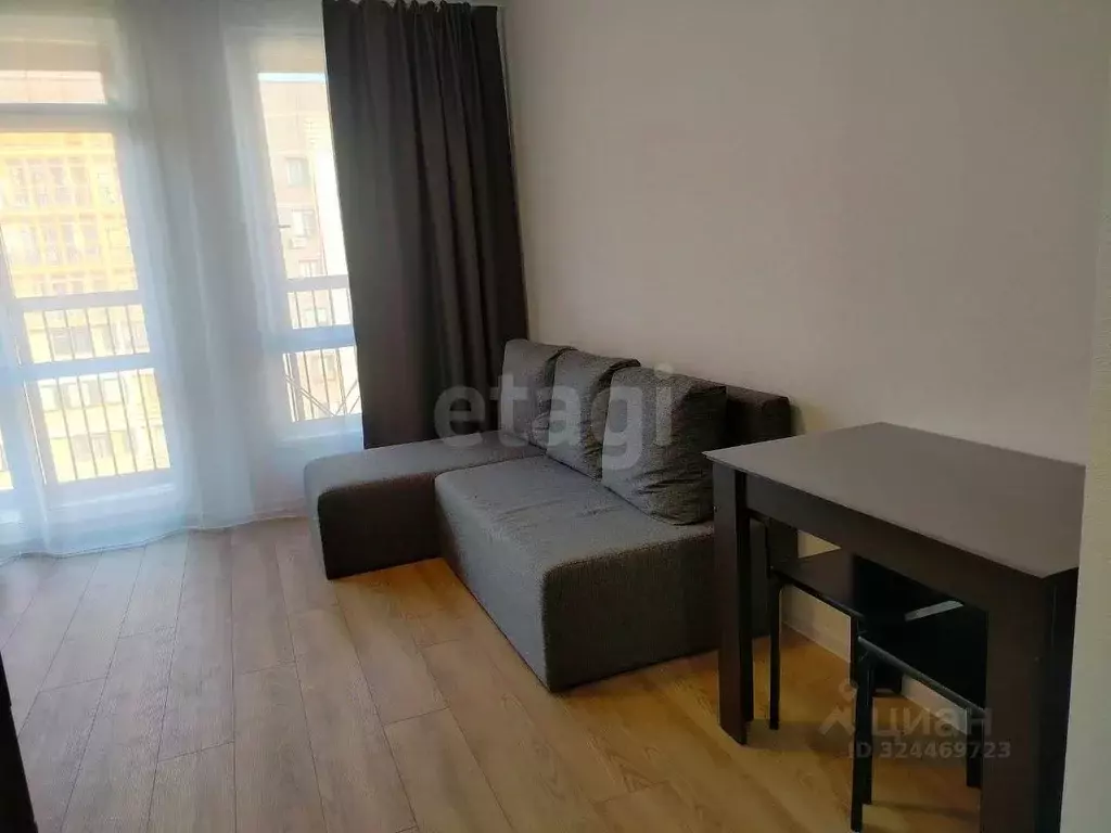 Студия Тюменская область, Тюмень ул. Юрия Рогачева, 9к2 (23.0 м) - Фото 1