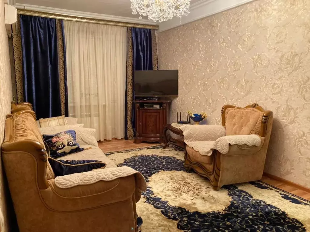 3-к кв. Дагестан, Махачкала ул. Нигматулы Магомедова (67.0 м) - Фото 0