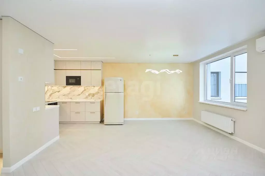 2-к кв. Тюменская область, Тюмень Харьковская ул., 72А (90.0 м) - Фото 2