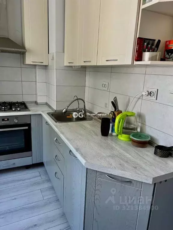 3-к кв. Брянская область, Брянск ул. Фокина, 20 (56.8 м) - Фото 1